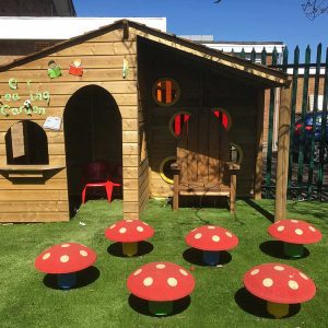 Small Play House - Setter Play