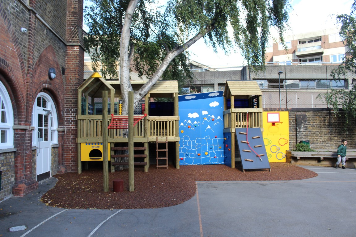 Fantastic Bespoke Playground Ideas - Setter Play
