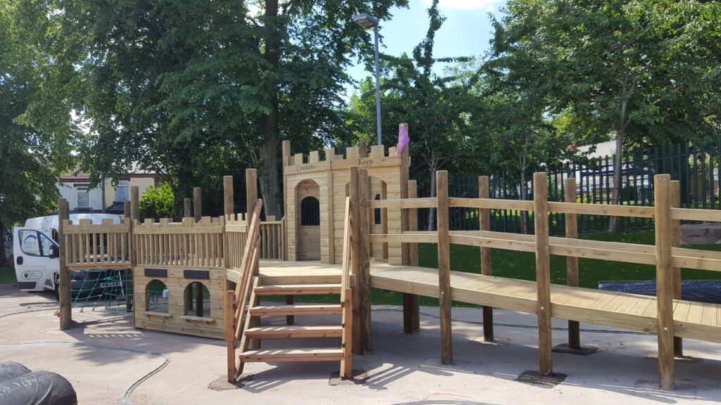 Play Castle, Birmingham - Setter Play