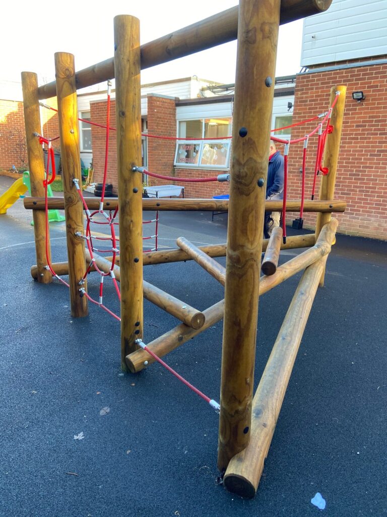 Itsy Bitsy Climbing Frame - Setter Play
