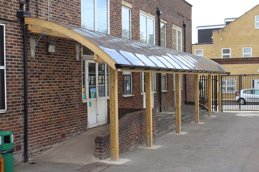 Bespoke Walkway With Canopy- Setter Play