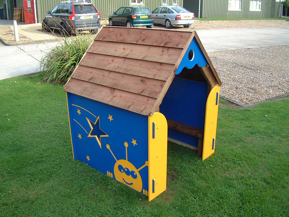 Alien Styled Play House - Setter Play